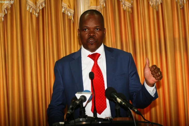 2ème assises de la jeunesse ivoirienne / Alain Lobognon aux jeunes : ‘’Ne venez pas me voir  pour des projets de gbaka et de wôrô-wôro’’